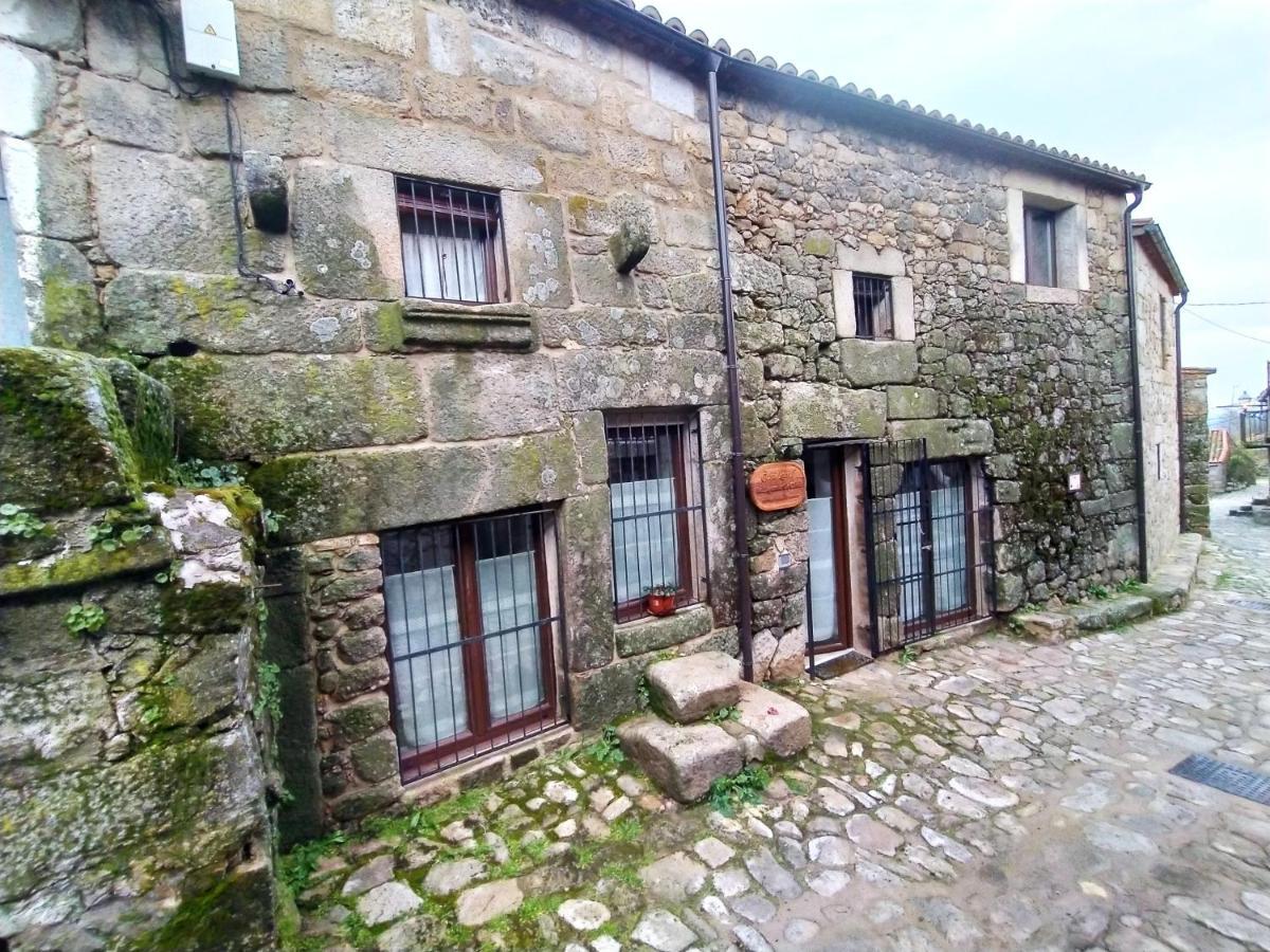 La Lagareta de Olivia Guest House Trevejo Luaran gambar